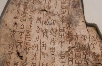 厦门大学团队用AI解锁甲骨文的秘密缩略图