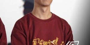 《窗前明月，咣！》百度云【BD1080P泄露-MP4】手机版下载链接阿里云盘原声版缩略图