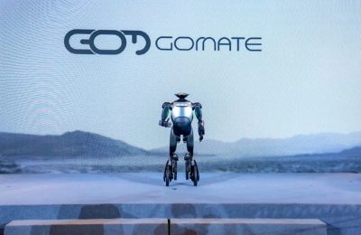 广汽人形机器人GoMate：不走车间路，去安防康养开新局缩略图