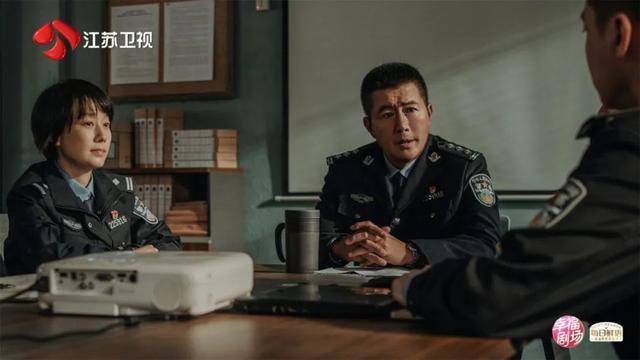 《错位》百度云网盘资源下载[BD-MP4]网盘下载插图