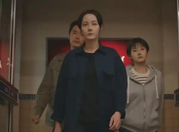 《利剑玫瑰》下载迅雷BT资源下载种子资源下载[MP4]超高清[HD1080P]插图1
