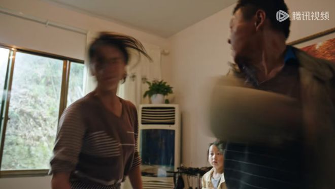 《同一场六玫瑰》全集百度云网盘在线免费观看【1080p高清网盘资源】4K高清版资源下载插图