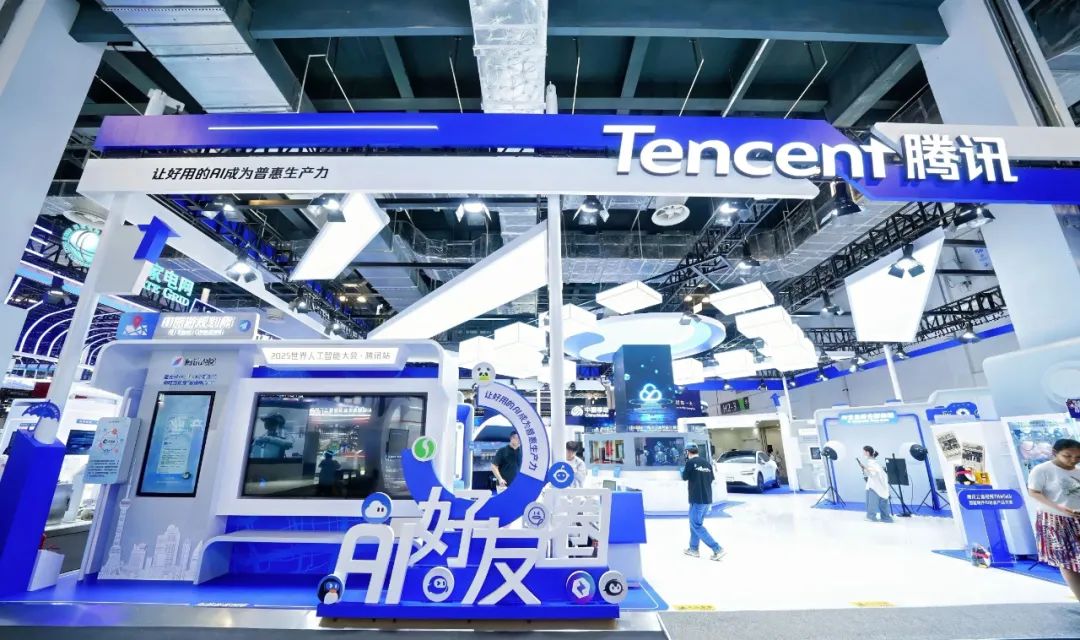 2025WAIC观察:推理模型崛起、应用落地加速、国产算力破局——大模型行业进入价值创造新阶段插图2 2025WAIC观察:推理模型崛起、应用落地加速、国产算力破局——大模型行业进入价值创造新阶段插图2