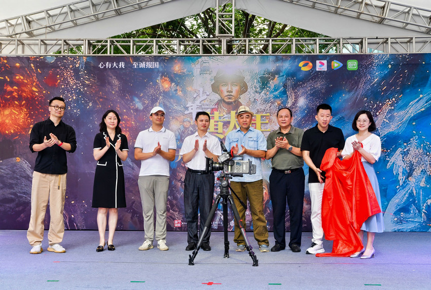 《少年黄大年》百度云【超高清1280P】迅雷网盘资源下载插图 《少年黄大年》百度云【超高清1280P】迅雷网盘资源下载插图