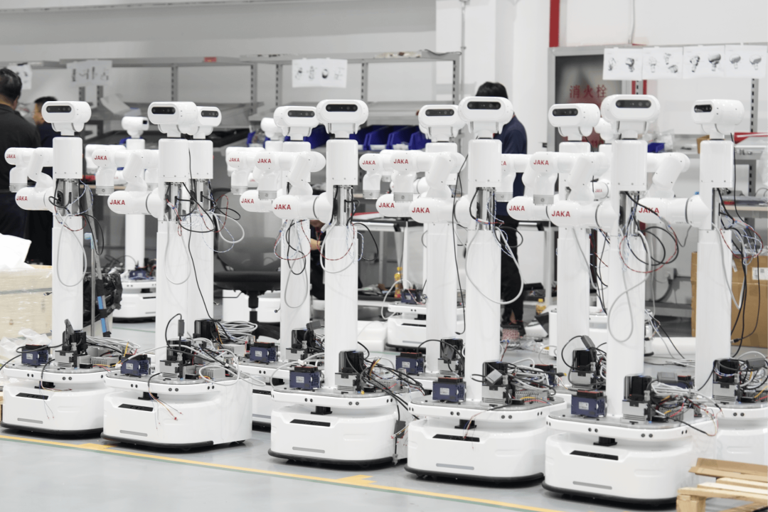 智慧驱动未来:2025世界机器人大会见证产业变革关键转折插图1 智慧驱动未来:2025世界机器人大会见证产业变革关键转折插图1