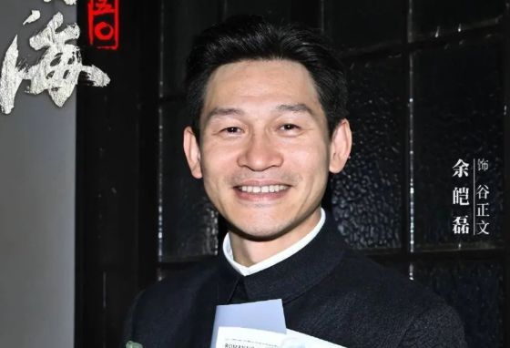 《暗夜深海》全集迅雷BT资源下载[MP4]资源下载[1080P]插图