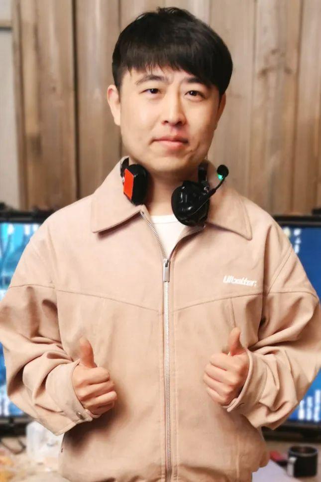 《一品布衣》全集百度云网盘【高清1080P免费】迅雷资源下载插图 《一品布衣》全集百度云网盘【高清1080P免费】迅雷资源下载插图