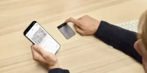 AI录音笔新王者？Plaud AI Pro实测：30小时续航+智能屏到底有多香？缩略图