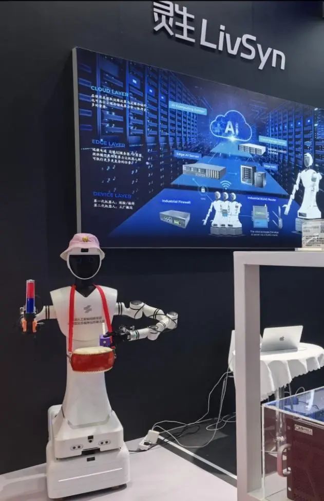 北京冒出来个未来独角兽,要做具身Sora当机器人大脑,刚拿到几千万融资插图2 北京冒出来个未来独角兽,要做具身Sora当机器人大脑,刚拿到几千万融资插图2