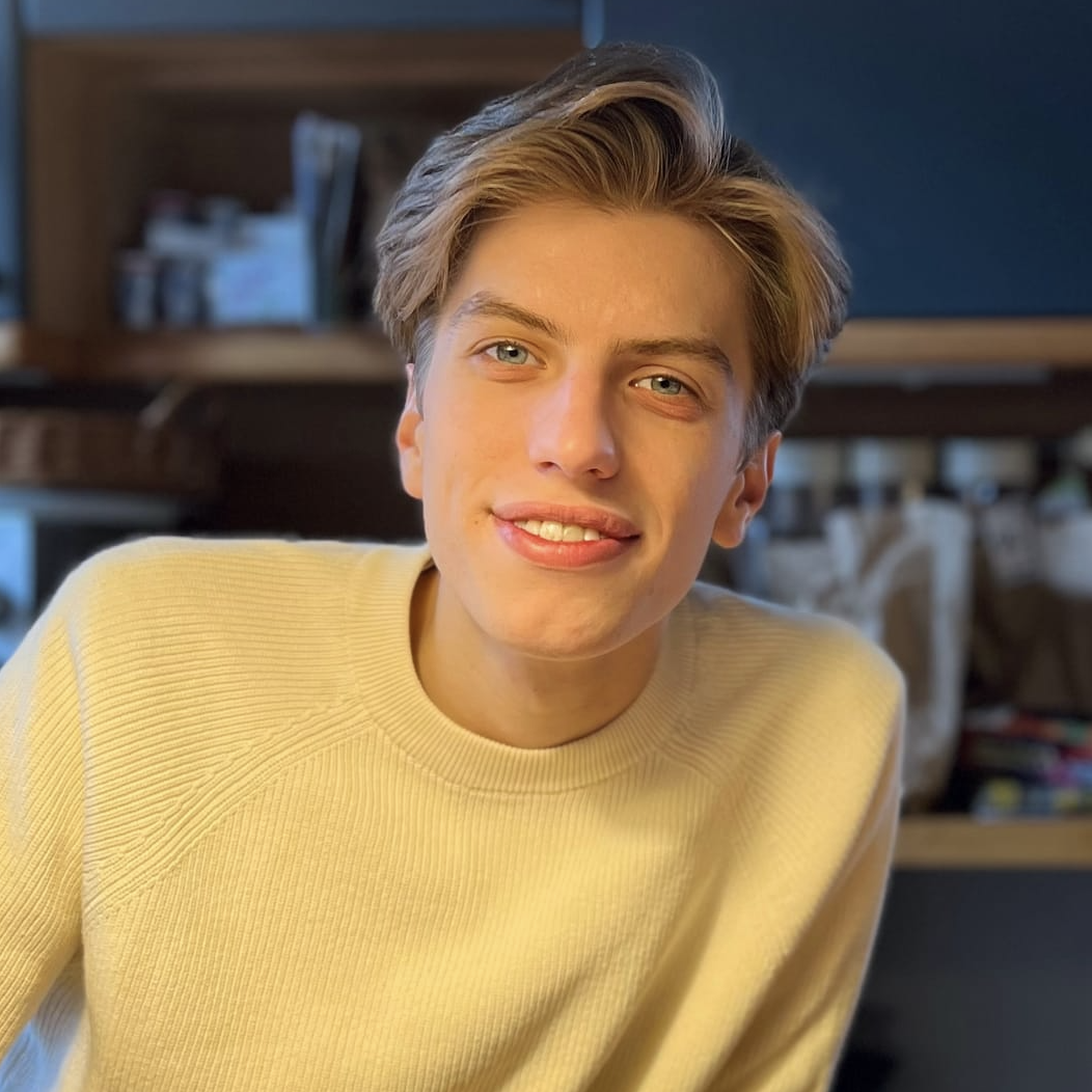 00后被OpenAI开除后转行做投资,收益竟超华尔街6倍插图2 00后被OpenAI开除后转行做投资,收益竟超华尔街6倍插图2