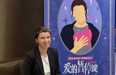 《爱的暂停键》百度云资源下载在线免费观看高清阿里云盘夸克网盘下载缩略图