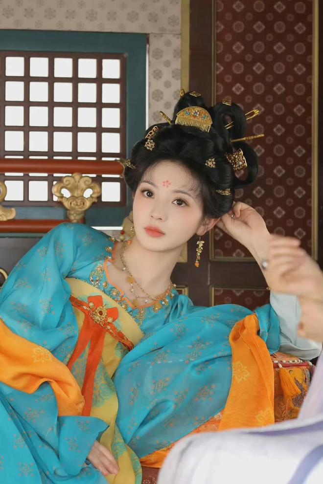 《子夜归》西瓜视频在线观看【1280p高清阿里云盘】插图 《子夜归》西瓜视频在线观看【1280p高清阿里云盘】插图