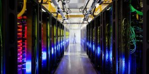 AI狂潮背后有隐忧：芯片几年就过时，得卖8000亿美金才能回本缩略图