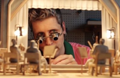 OpenAI深夜放大招！最强视频模型Sora 2来了，还能自动生成声音缩略图