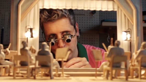 OpenAI深夜放大招!最强视频模型Sora 2来了,还能自动生成声音插图 OpenAI深夜放大招!最强视频模型Sora 2来了,还能自动生成声音插图