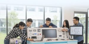 宇树发布四足机器人实训平台，专门培养和认证机器人人才缩略图