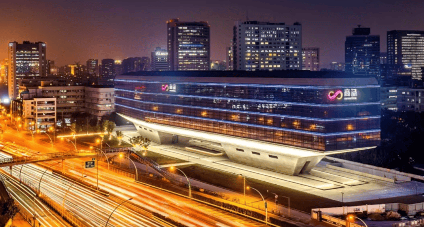 摩尔线程上市大火，联手商汤算法打造国产AI算力基石插图