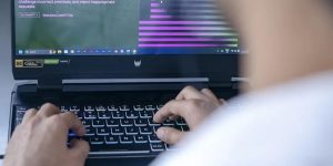 OpenAI都开始搞AI社交了，国内大厂还在等啥？缩略图